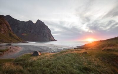 How to Camp Without Money: 20+ Free Camping Hacks That Actually Work